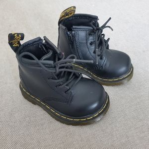 Infant/kids Dr Martens